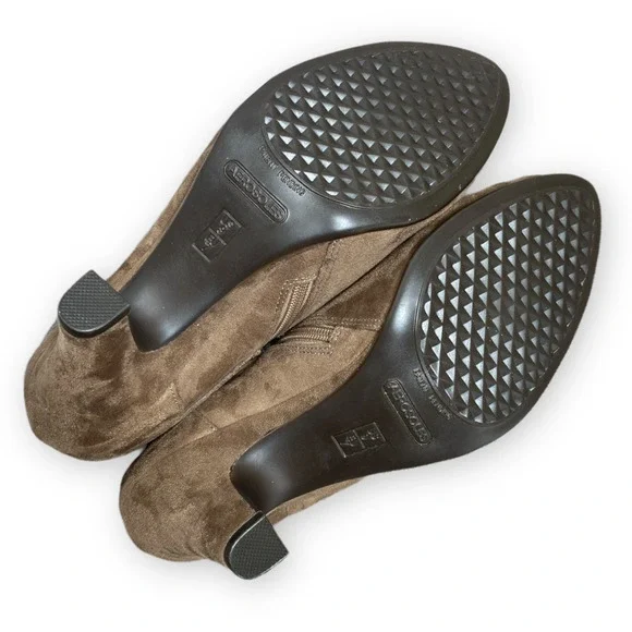 Aerosoles Heels Brown Seascape Taupe Faux Suede Zipper Booties Size 9M - Picture 7 of 7